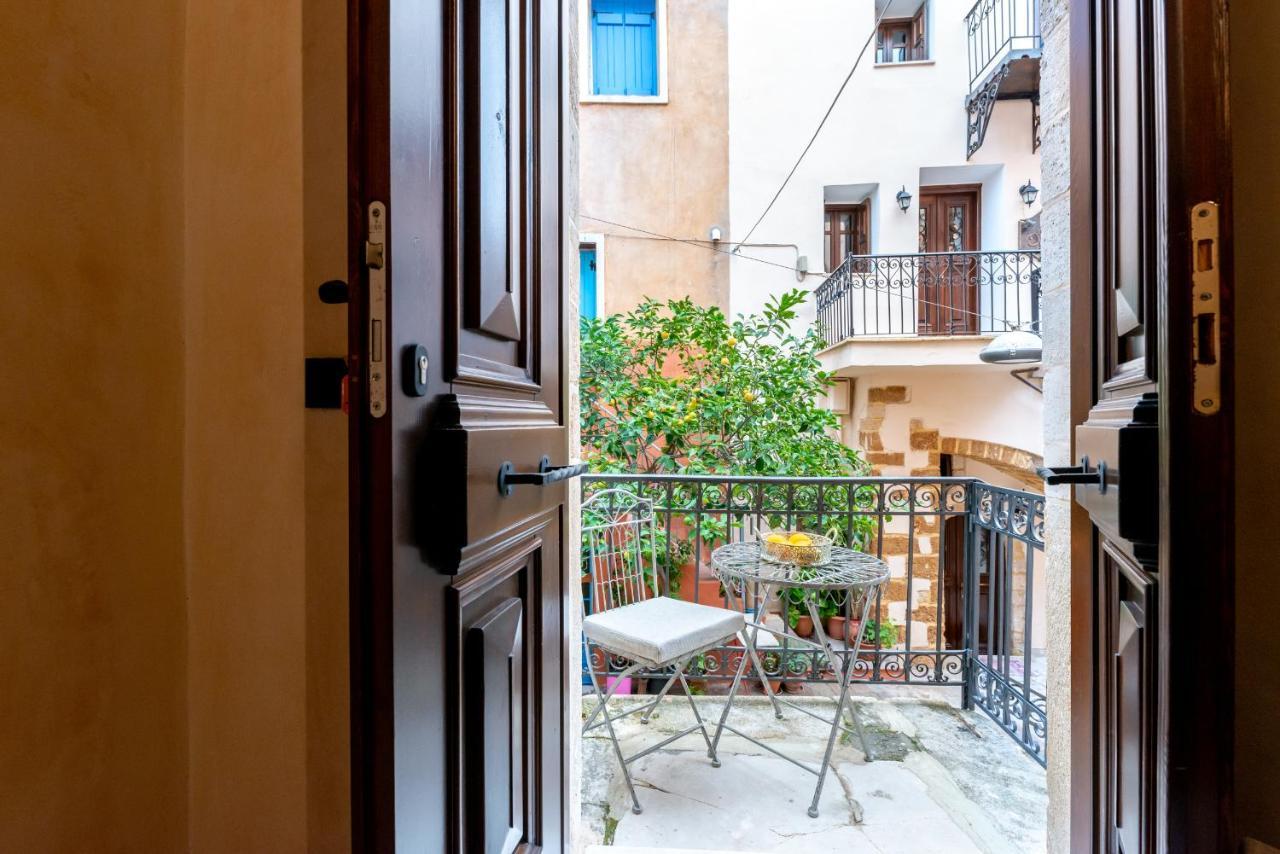 Oniros Residenza Vecchia Lejlighedshotel Chania  Eksteriør billede